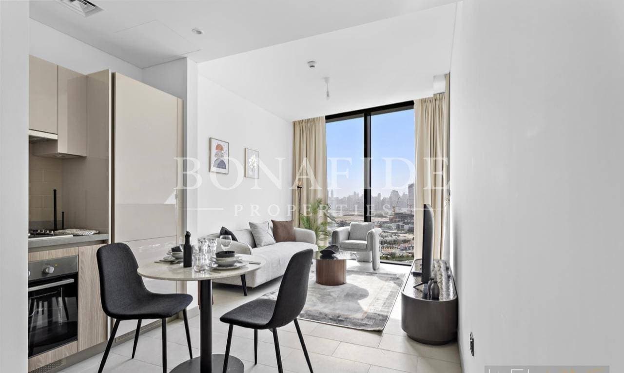 BURJ KHALIFA VIEW | FULLY FURNISHED | PRIME LOCATION 3